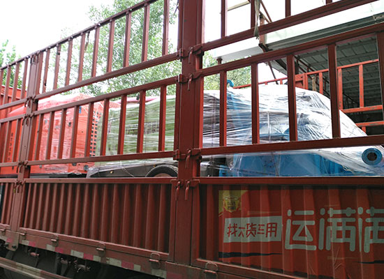 GYP-90液壓混凝土濕噴機、空壓機發(fā)貨現(xiàn)場