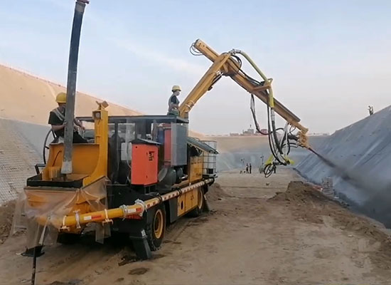 雄安新區(qū)混凝土濕噴臺(tái)車(chē)施工視頻